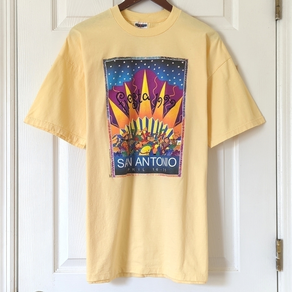 Jerzees 1999 Vintage Fiesta San Antonio Short Sleeve Crewneck T-shirt Yellow XL